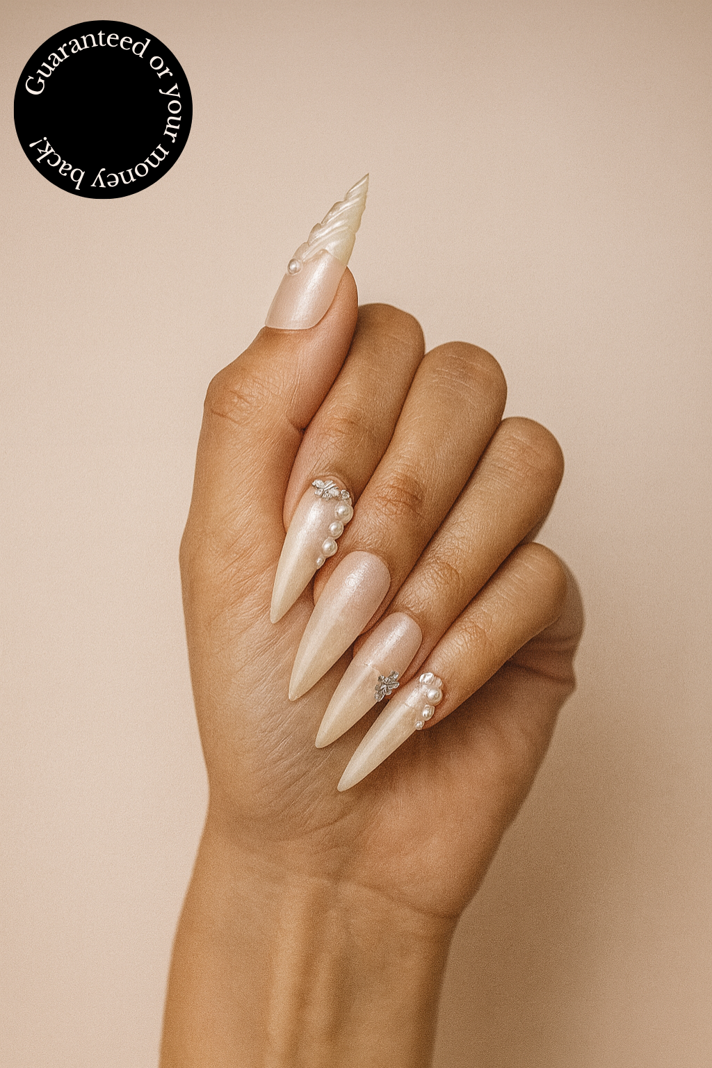 Kit Pearl Whisper – Ongles Press-On Perlé Glamour - AyraNails™